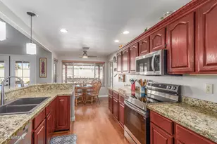 4026 E Summerhaven Dr, Phoenix, AZ 85044 - Photo 22