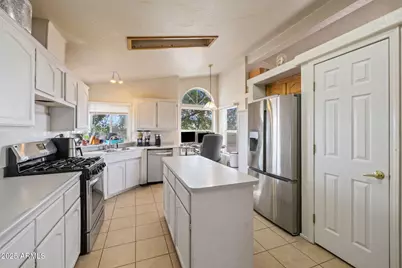 24975 N Naples Street, Paulden, AZ 86334 - Photo 10