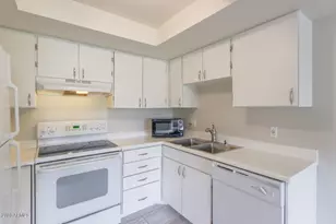 7960 E Camelback Rd, Scottsdale, AZ 85251 - Photo 6