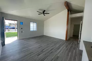 7162 N 57th Ave, Glendale, AZ 85301 - Photo 8