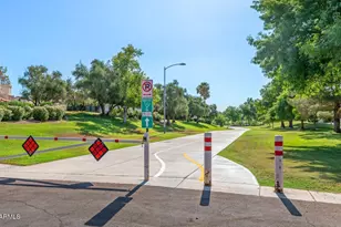 7800 E Lincoln Dr, Scottsdale, AZ 85250 - Photo 24