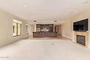 7175 E Camelback Rd, Scottsdale, AZ 85251 - Photo 22