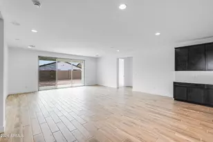 16737 W Audrey Ln, Surprise, AZ 85387 - Photo 8