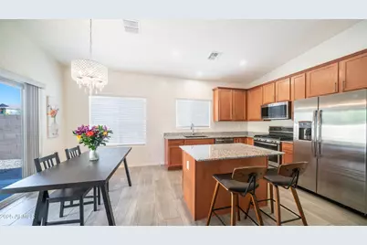 2358 E Runaway Bay Place, Gilbert, AZ 85298 - Photo 8