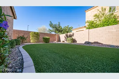 2358 E Runaway Bay Place, Gilbert, AZ 85298 - Photo 36