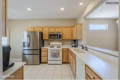 15960 W Indigo Lane, Surprise, AZ 85374 - Photo 10