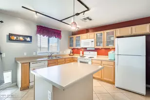 602 E Colt Ct, Chandler, AZ 85225 - Photo 14