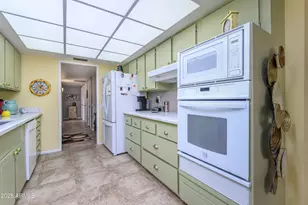 12934 W Shadow Hills Dr, Sun City West, AZ 85375 - Photo 14