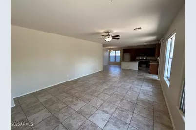 3911 S 100th Glen, Tolleson, AZ 85353 - Photo 8