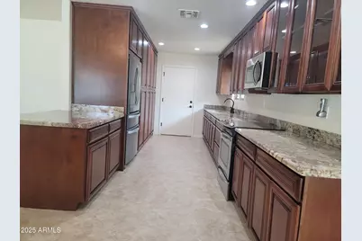 17230 N Country Club Drive, Sun City, AZ 85373 - Photo 20