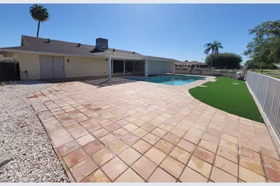 17230 N Country Club Drive, Sun City, AZ 85373 - Photo 1