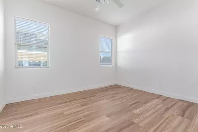 7556 W Crystal Road, Glendale, AZ 85308 - Photo 40