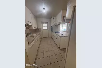 802 N 74th Street, Scottsdale, AZ 85257 - Photo 8