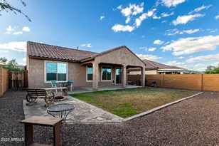 21139 N 259th Ave, Buckeye, AZ 85396 - Photo 24