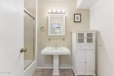 619 E Vista Avenue, Phoenix, AZ 85020 - Photo 30