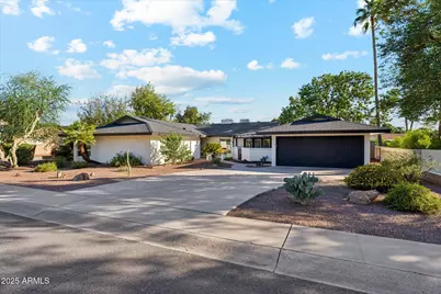 619 E Vista Avenue, Phoenix, AZ 85020 - Photo 2
