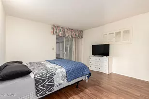 10404 W Kingswood Cir, Sun City, AZ 85351 - Photo 16