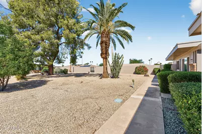 14229 N Palm Ridge Drive W, Sun City, AZ 85351 - Photo 4