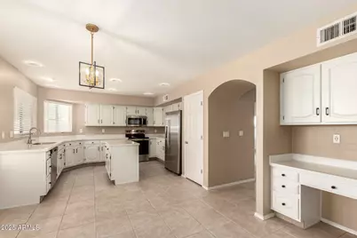 19322 N 74th Drive, Glendale, AZ 85308 - Photo 10