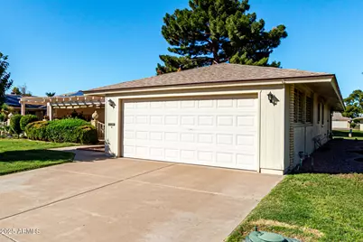 10732 W Denham Drive, Sun City, AZ 85351 - Photo 4