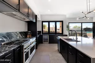 10381 E Loving Tree Ln, Scottsdale, AZ 85262 - Photo 12