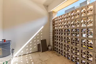 353 E Thomas Rd, Phoenix, AZ 85012 - Photo 26