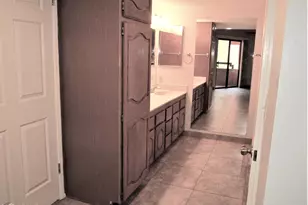 4303 E Cactus Rd, Phoenix, AZ 85032 - Photo 10