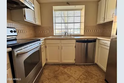 5704 E Aire Libre Avenue #1018, Scottsdale, AZ 85254 - Photo 8