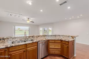 11250 E Kilarea Ave, Mesa, AZ 85209 - Photo 12