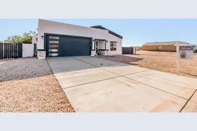 12459 W Lobo Drive, Arizona City, AZ 85123 - Photo 4