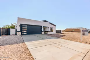 12459 W Lobo Dr, Arizona City, AZ 85123 - Photo 4