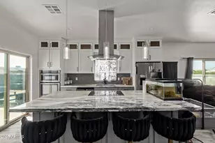 12459 W Lobo Dr, Arizona City, AZ 85123 - Photo 10