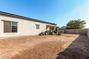 12459 W Lobo Dr, Arizona City, AZ 85123 - Photo 32