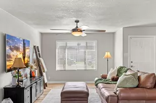 4126 W Mescal St, Phoenix, AZ 85029 - Photo 14