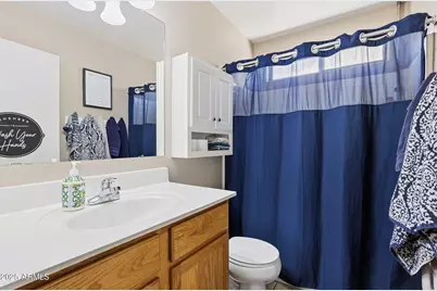 10602 W Roanoke Avenue, Avondale, AZ 85392 - Photo 16