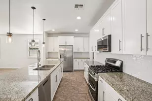 3959 E Morrison Ranch Pkwy, Gilbert, AZ 85296 - Photo 16