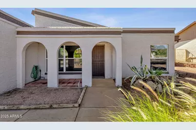 2041 E Karen Drive, Phoenix, AZ 85022 - Photo 2