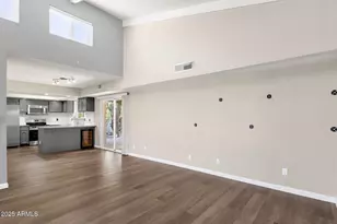 2041 E Karen Dr, Phoenix, AZ 85022 - Photo 8