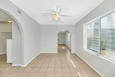316 E Vogel Avenue, Phoenix, AZ 85020 - Photo 12
