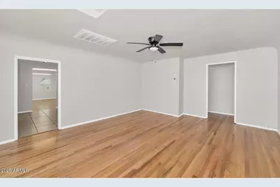 316 E Vogel Avenue, Phoenix, AZ 85020 - Photo 40