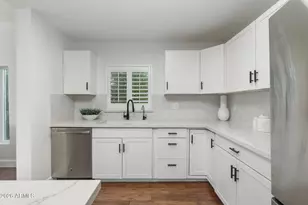 3739 E Fairmount Ave, Phoenix, AZ 85018 - Photo 10