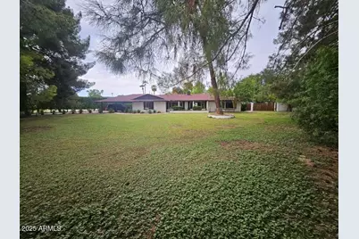 8001 N 14th Avenue, Phoenix, AZ 85021 - Photo 1