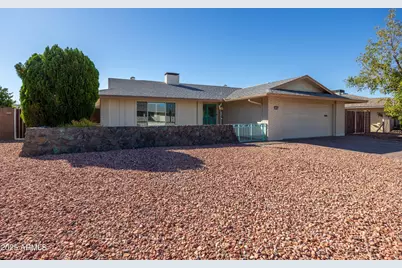 13825 N Kaanapali Drive, Sun City, AZ 85351 - Photo 1