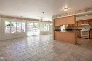 13825 N Kaanapali Dr, Sun City, AZ 85351 - Photo 8