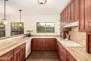 8856 S Taylor Dr, Tempe, AZ 85284 - Photo 16