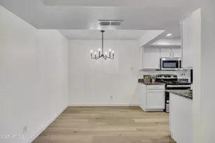 7921 N 61st Ave, Glendale, AZ 85301 - Photo 8