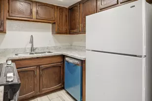 7545 N 47th Dr, Glendale, AZ 85301 - Photo 6