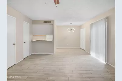 7545 N 47th Drive, Glendale, AZ 85301 - Photo 2