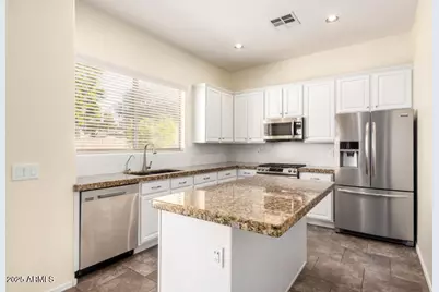 2068 W Olive Way, Chandler, AZ 85248 - Photo 8