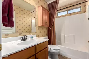 40864 N Cambria Ln, San Tan Valley, AZ 85140 - Photo 20